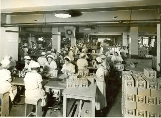 Crosse and Blackwell Factory, Crimscott Streeet 1938