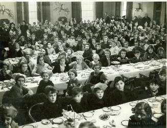 Evacuees, 1940