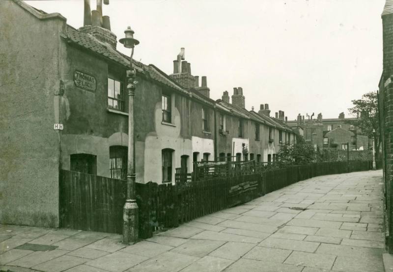 Thomas Place, 1935