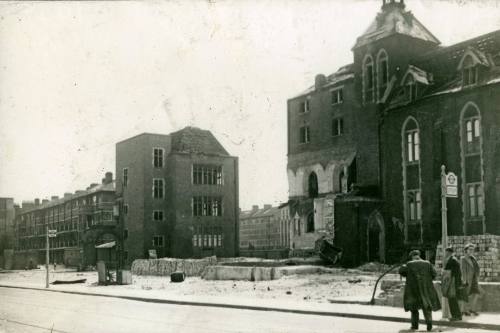 Most Holy Trinity Church, Dockhead. c.1940.