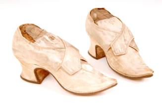 Shoe