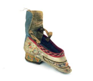 Shoe
