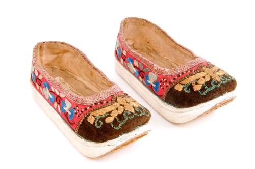 Shoe