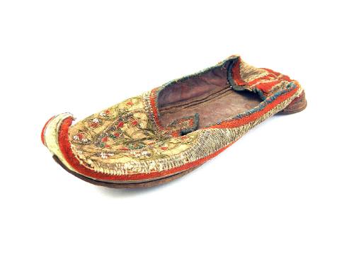 Shoe