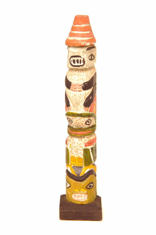 Religion case object 4: "Totem-Pole"