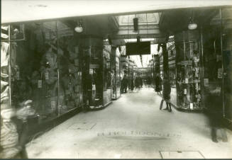 Holdron's Shopping Arcade, c.1930. 